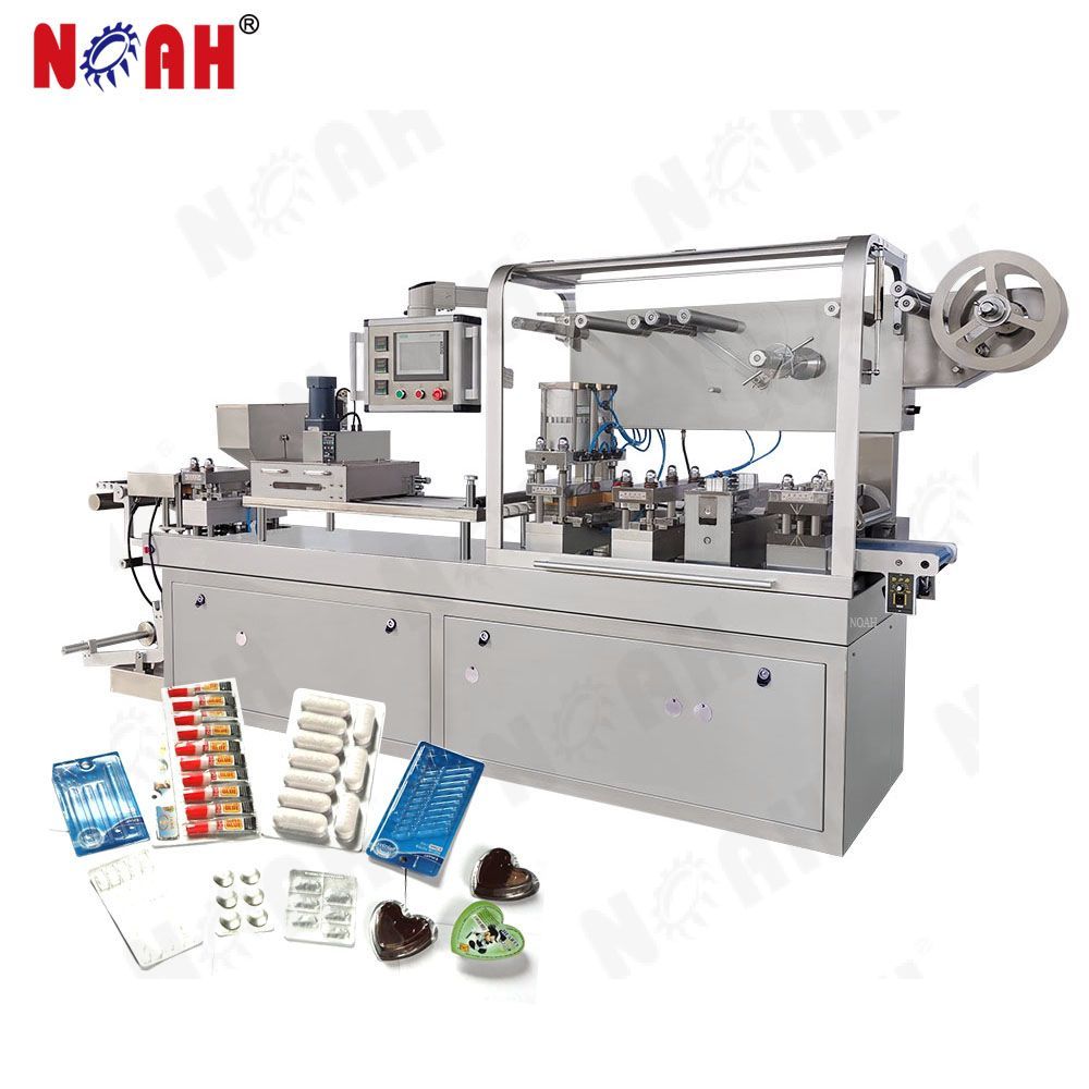 Pharmaceutical blister pack forming machine